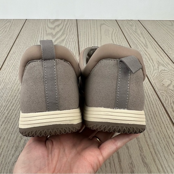 Easy Spirit Be Strong 2 Zipper Front Walking Sneakers Shoes 12M Taupe $70 - Picture 9 of 11